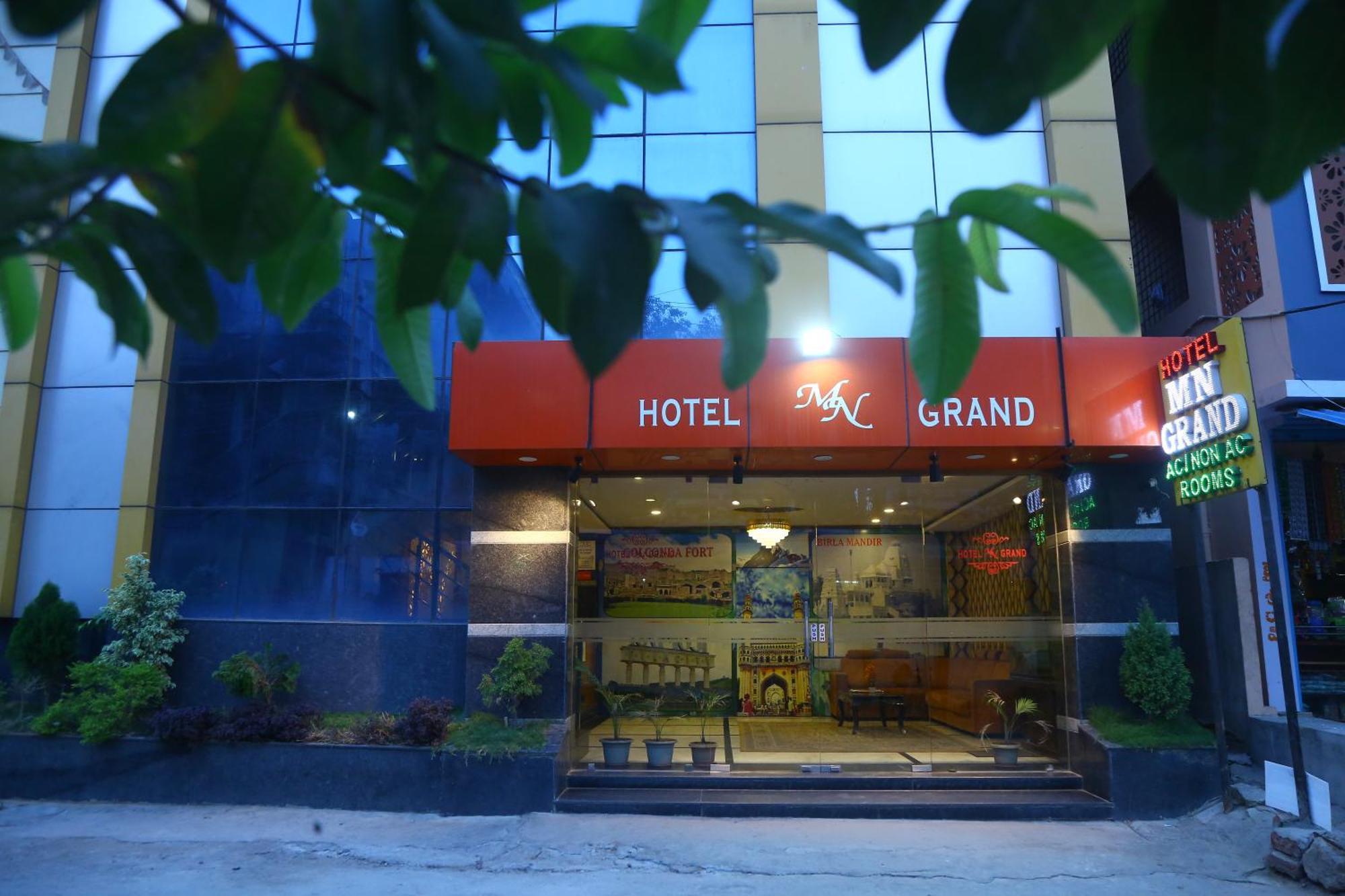 Hotel Mn Grand Shamshabad Airport Zone Hyderabad Buitenkant foto