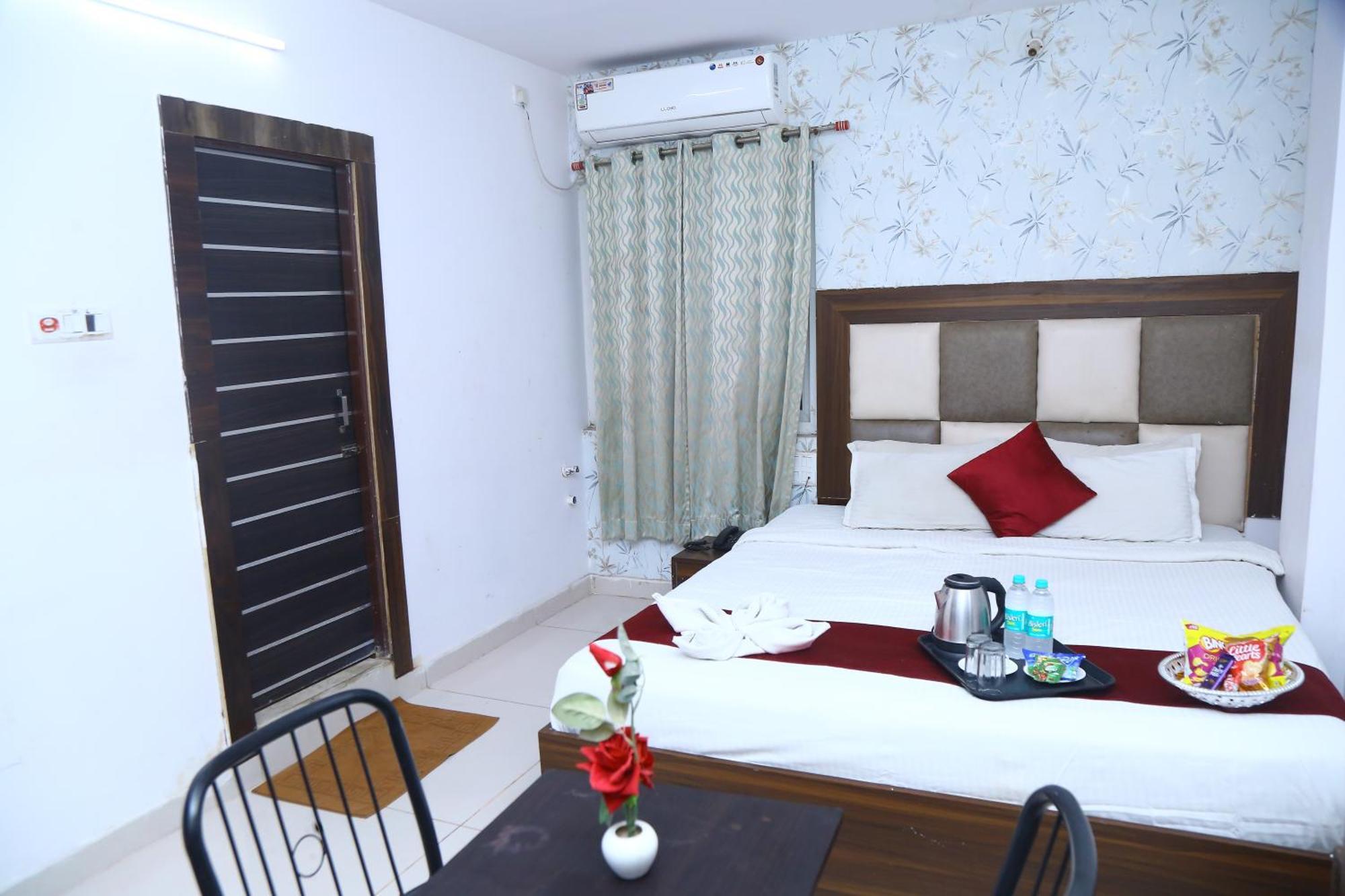 Hotel Mn Grand Shamshabad Airport Zone Hyderabad Buitenkant foto