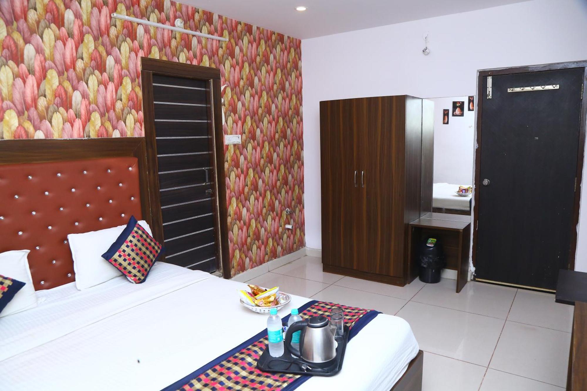 Hotel Mn Grand Shamshabad Airport Zone Hyderabad Buitenkant foto