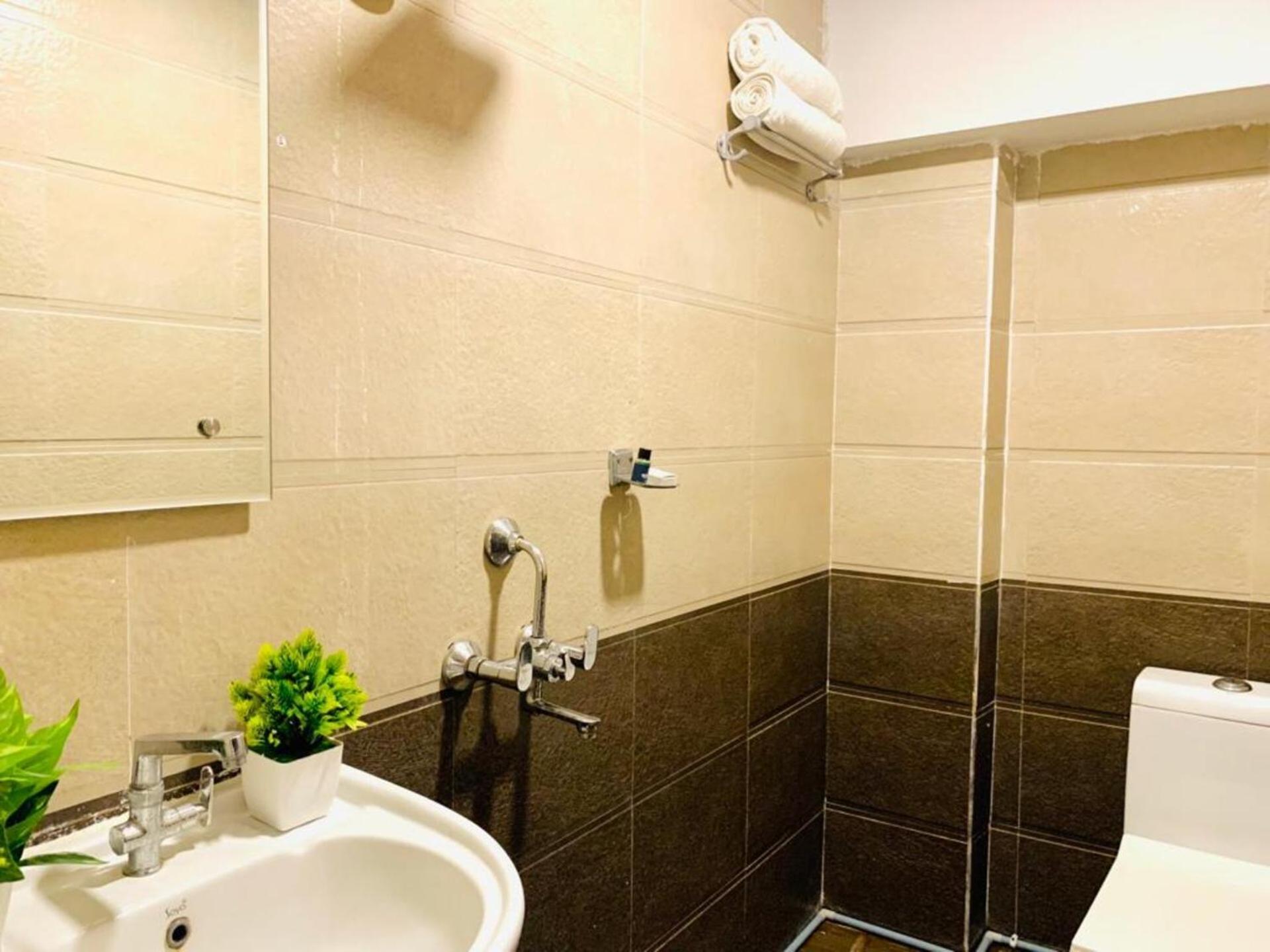 Hotel Mn Grand Shamshabad Airport Zone Hyderabad Buitenkant foto